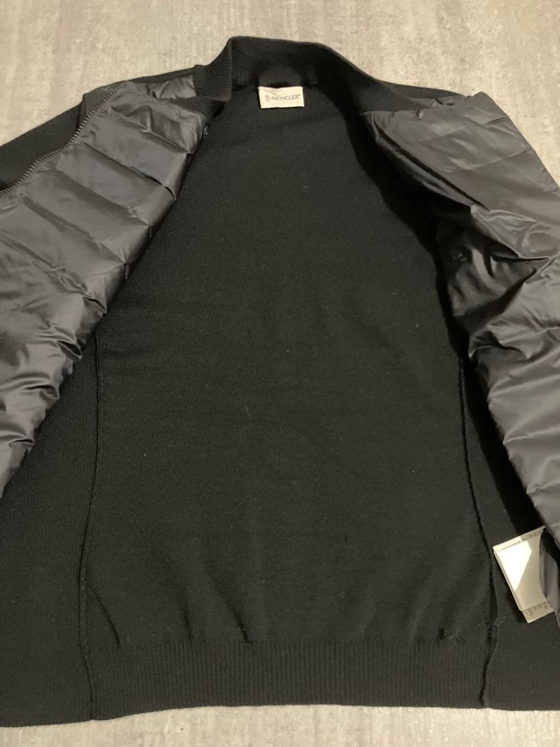 Moncler モンクレール　ニットとダウンのコンビカーディガン　斜めジップ