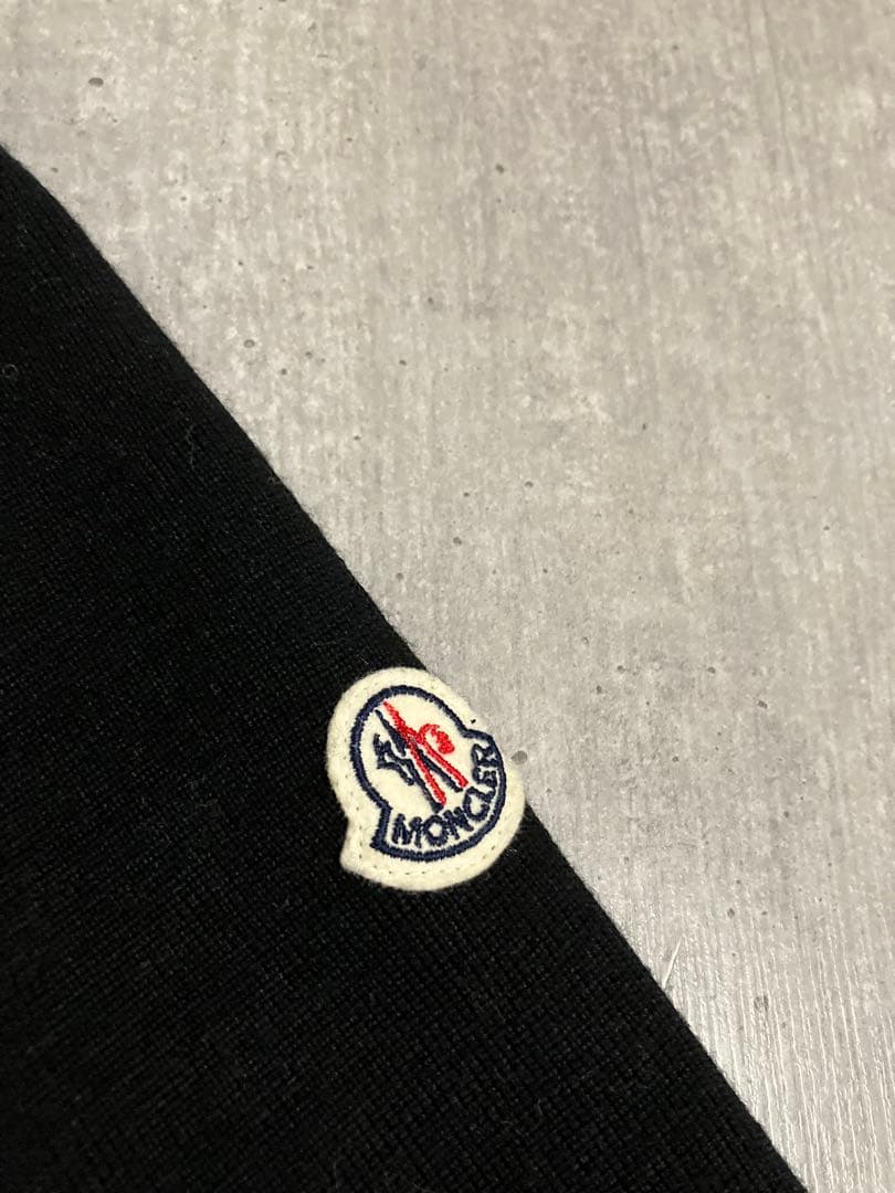 Moncler モンクレール　ニットとダウンのコンビカーディガン　斜めジップ
