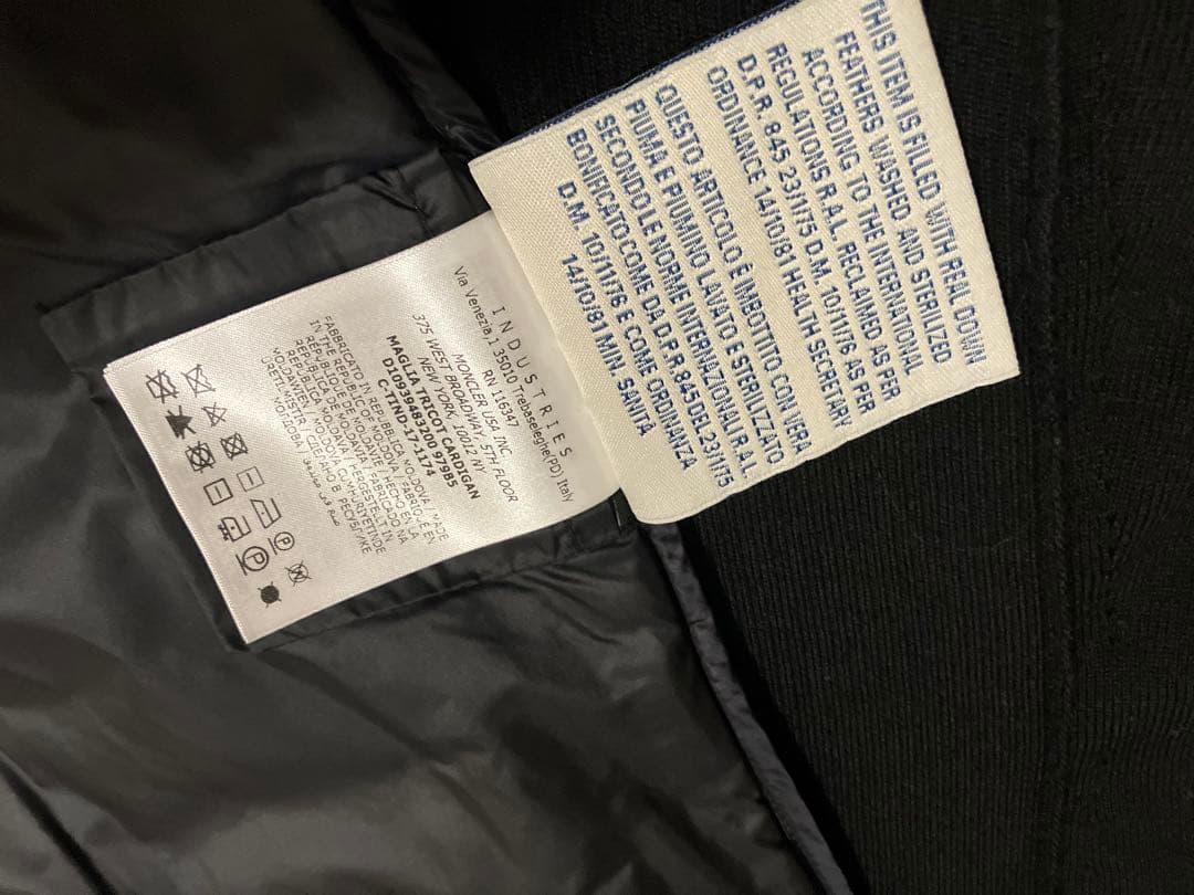 Moncler モンクレール　ニットとダウンのコンビカーディガン　斜めジップ