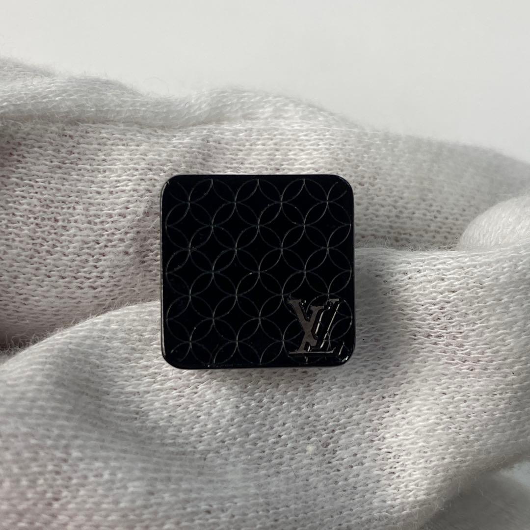 ルイ ヴィトン LOUIS VUITTON LVロゴ カフス.