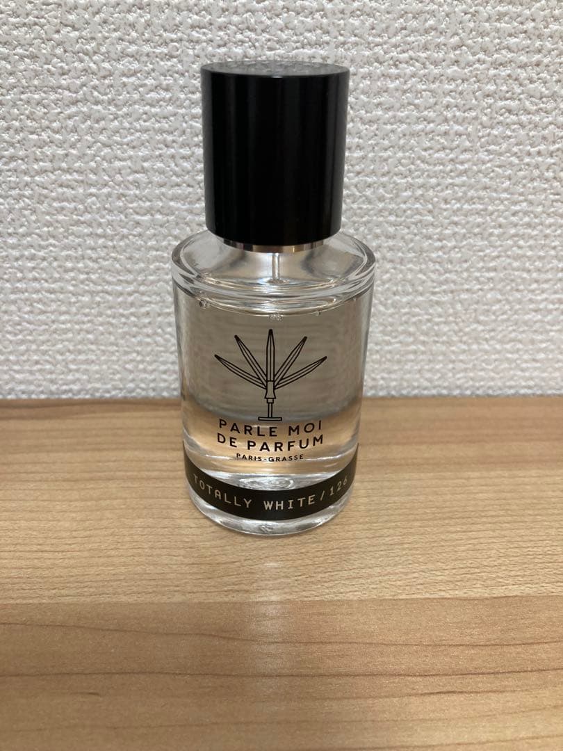 香水(ユニセックス) PARLE MOI DE PARFUM TOTALLY WHITE 50ml