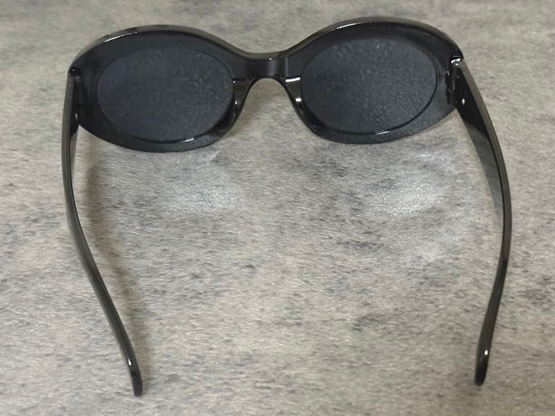CELINE ブラックサングラス ロゴゴールド
