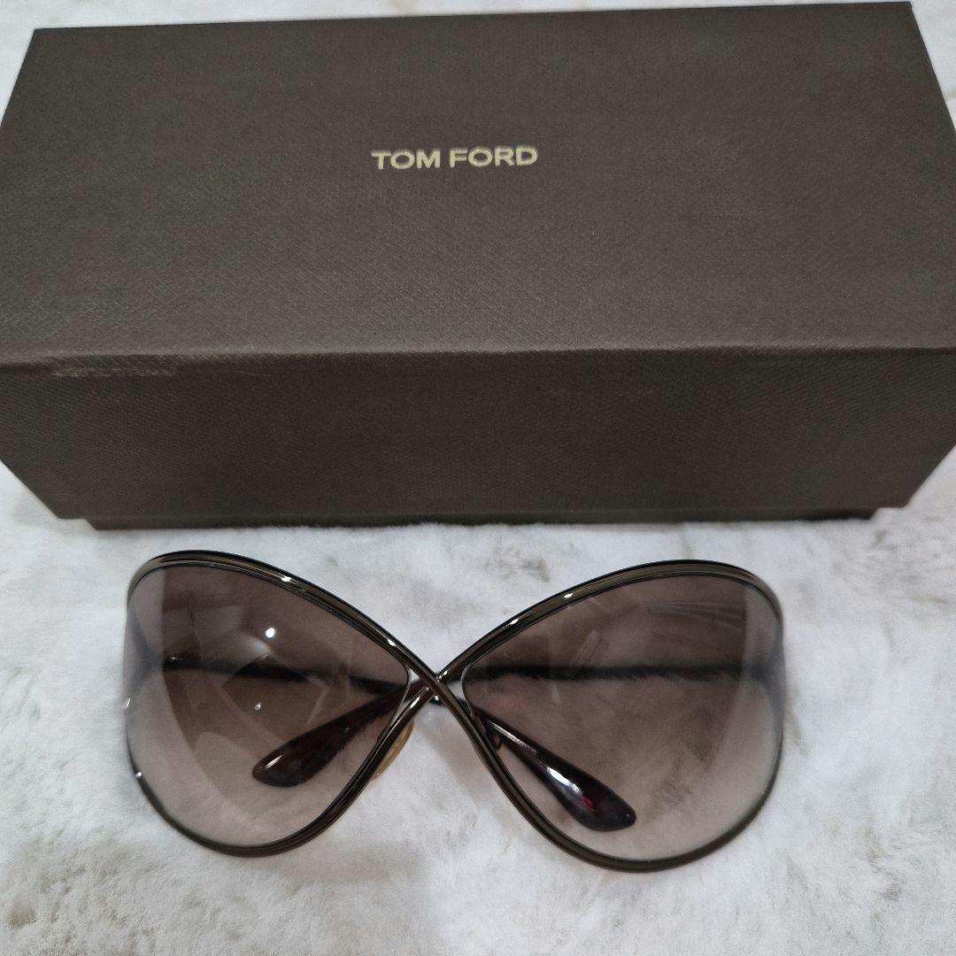 TOM FORDサングラス