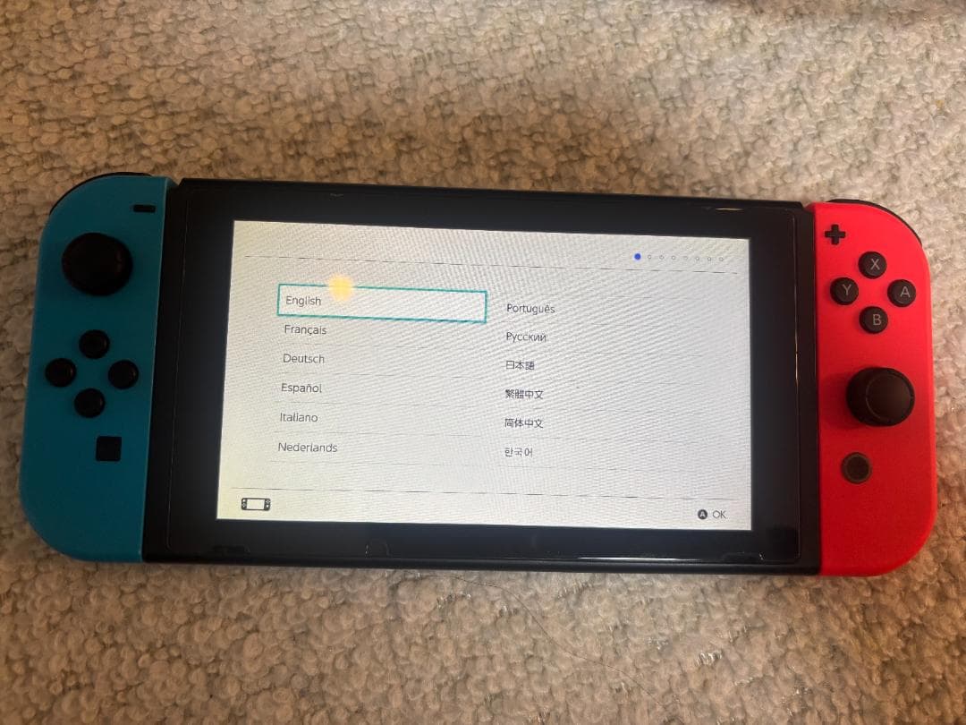 んべ さん:Nintendo Switch ネオンブルー 本体 バッテリー強化版