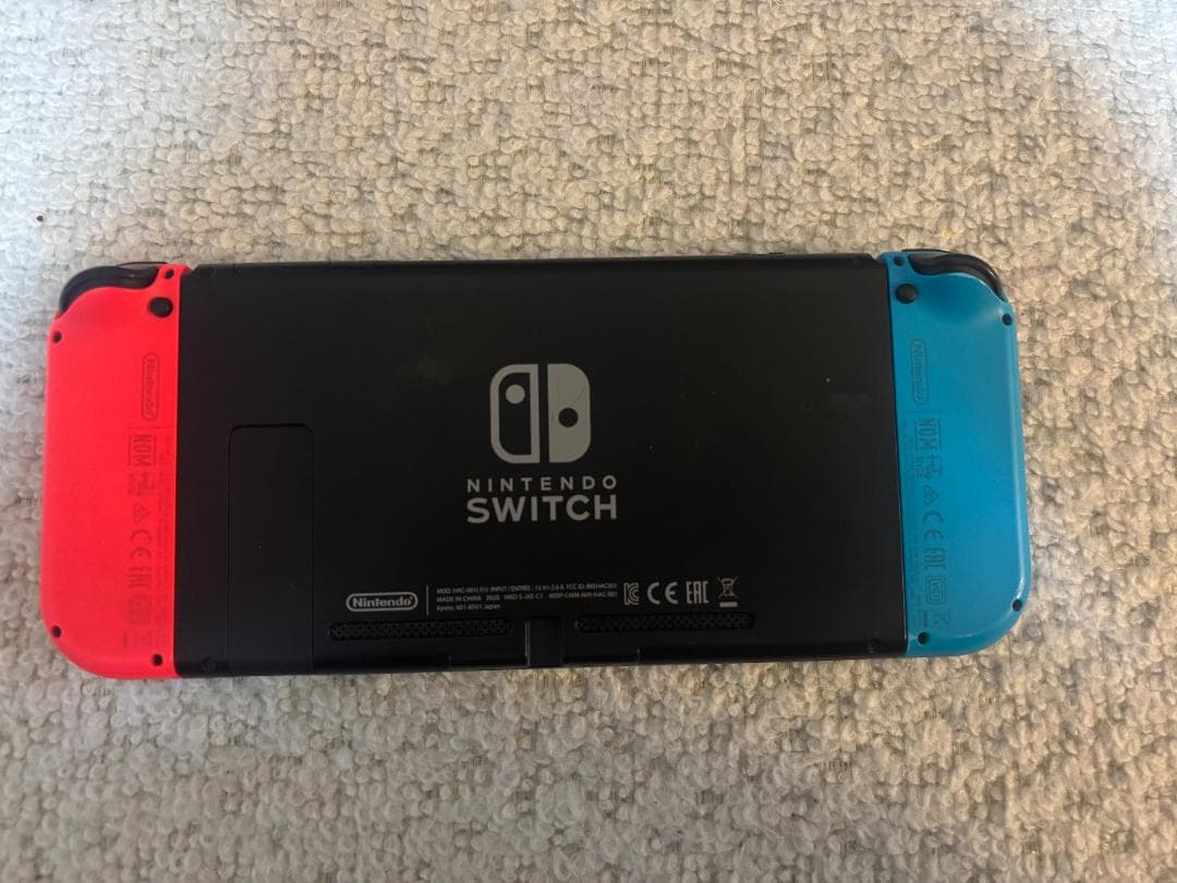 んべ さん:Nintendo Switch ネオンブルー 本体 バッテリー強化版