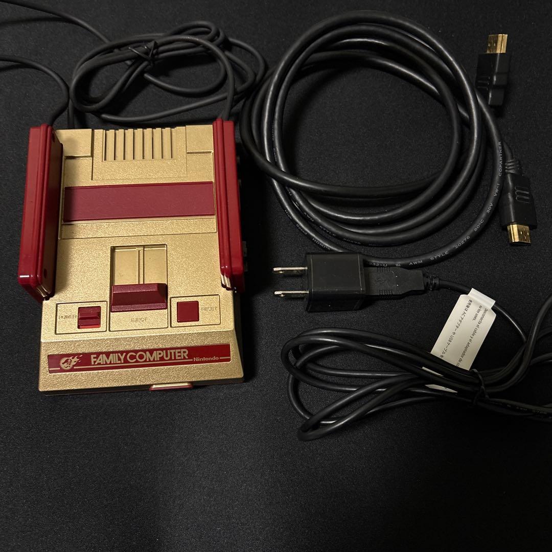 Nintendo ファミコンミニ本体、限定色、ケーブル一式セット