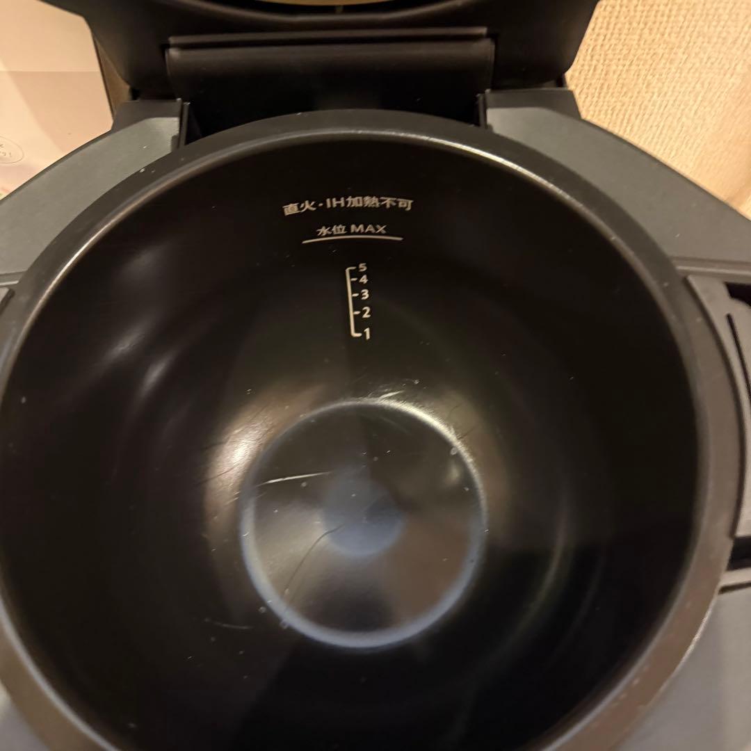 SHARP　シャープ ヘルシオ　ホットクック　KN-HW24H-W 2024年製