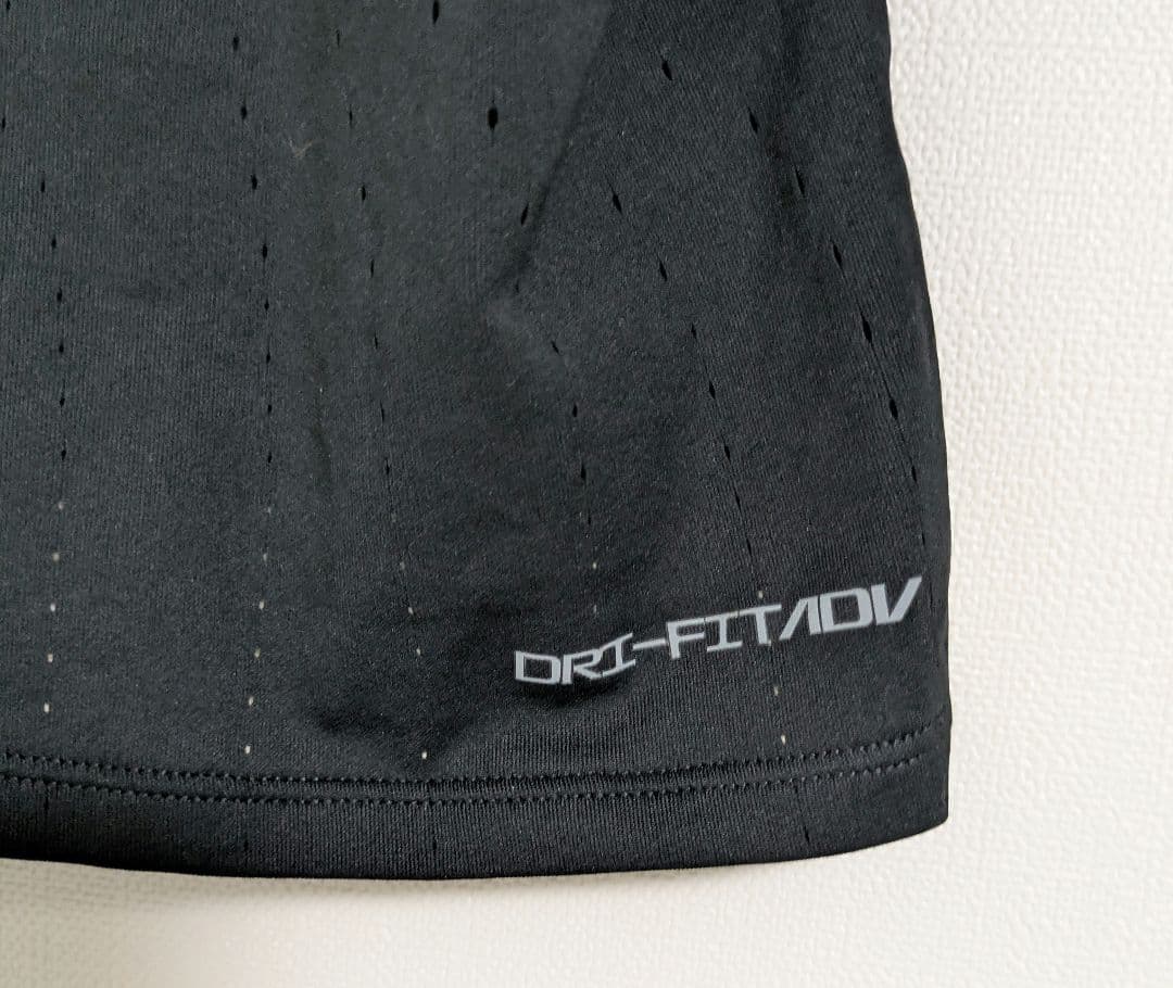 未使用NIKE ランニング DFADV エアロスイフト シングレットS ブラック