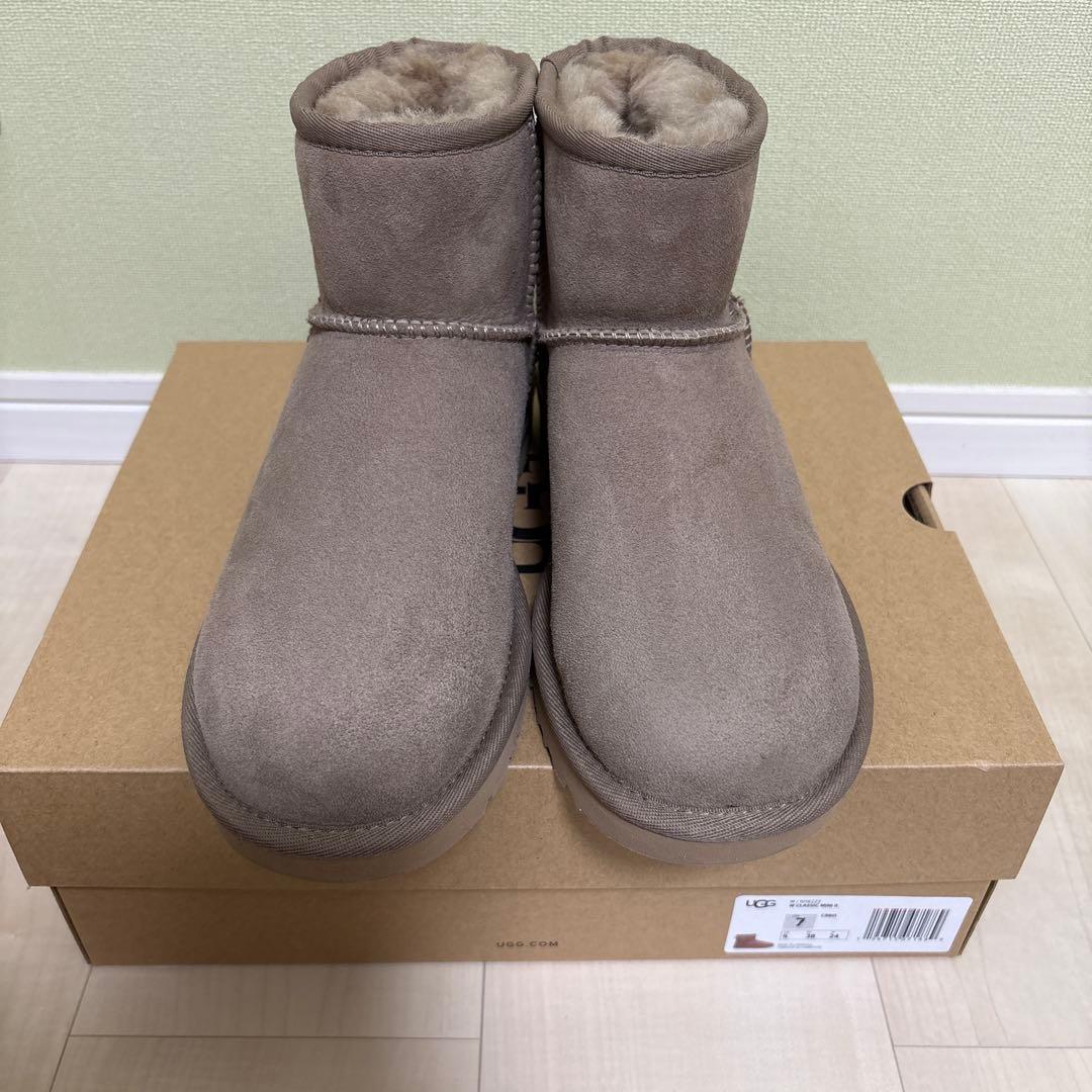 UGG W クラシックミニII ムートンブーツ