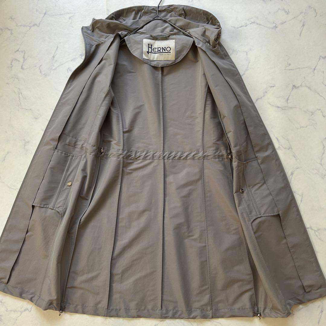 ヘルノ ダブルジップ フーデッドコート グレージュ PA0030D ゴールド金具