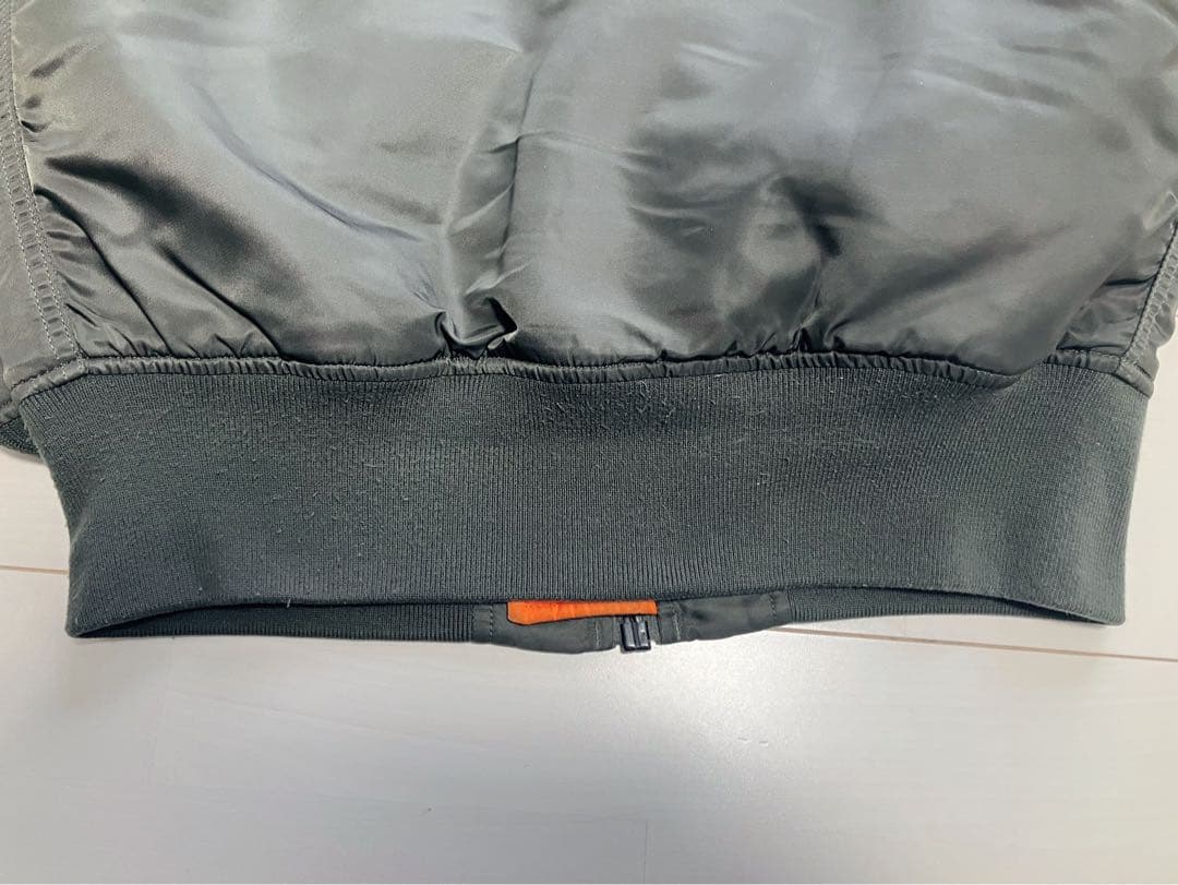 ALPHA INDUSTRIES MA-1 フライトジャケットサイズM