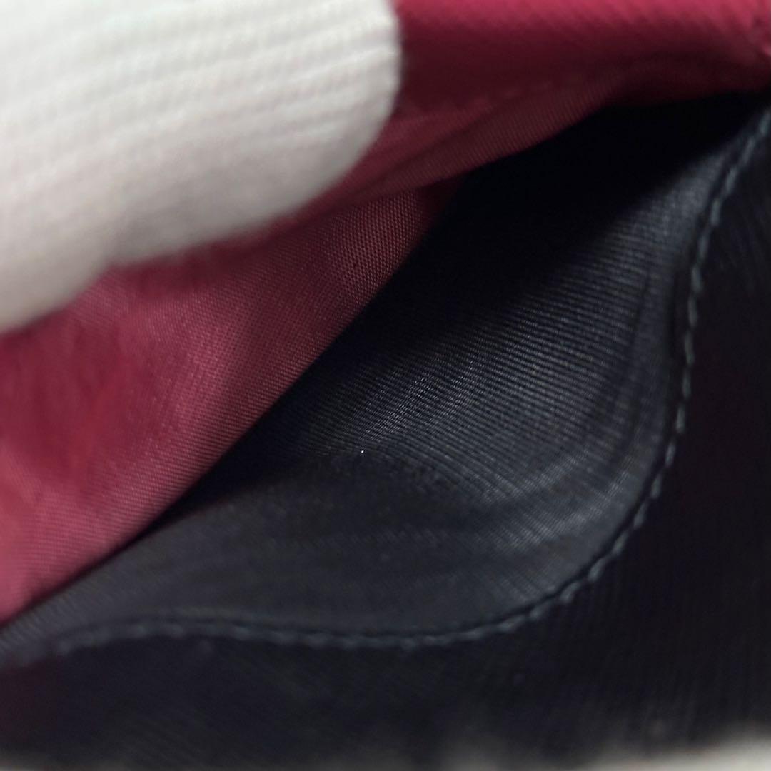 PRADA プラダ　折り財布　マルチカラー　ゴールドロゴ　サフィアーノレザー
