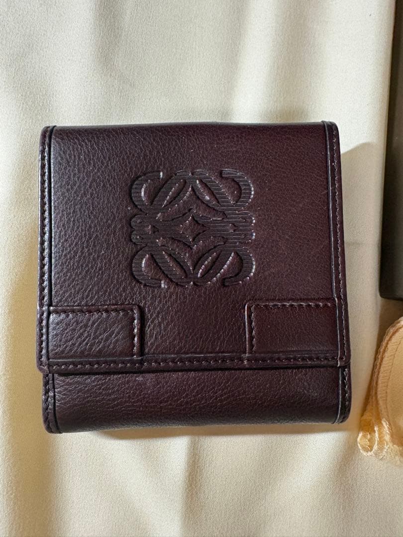 LOEWE ダークブラウン 三つ折り財布