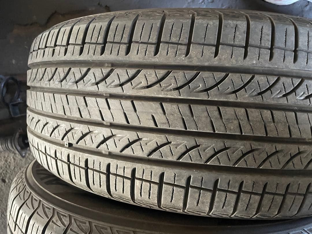 専用　YOKOHAMA 235/65R19 タイヤ 2021年製