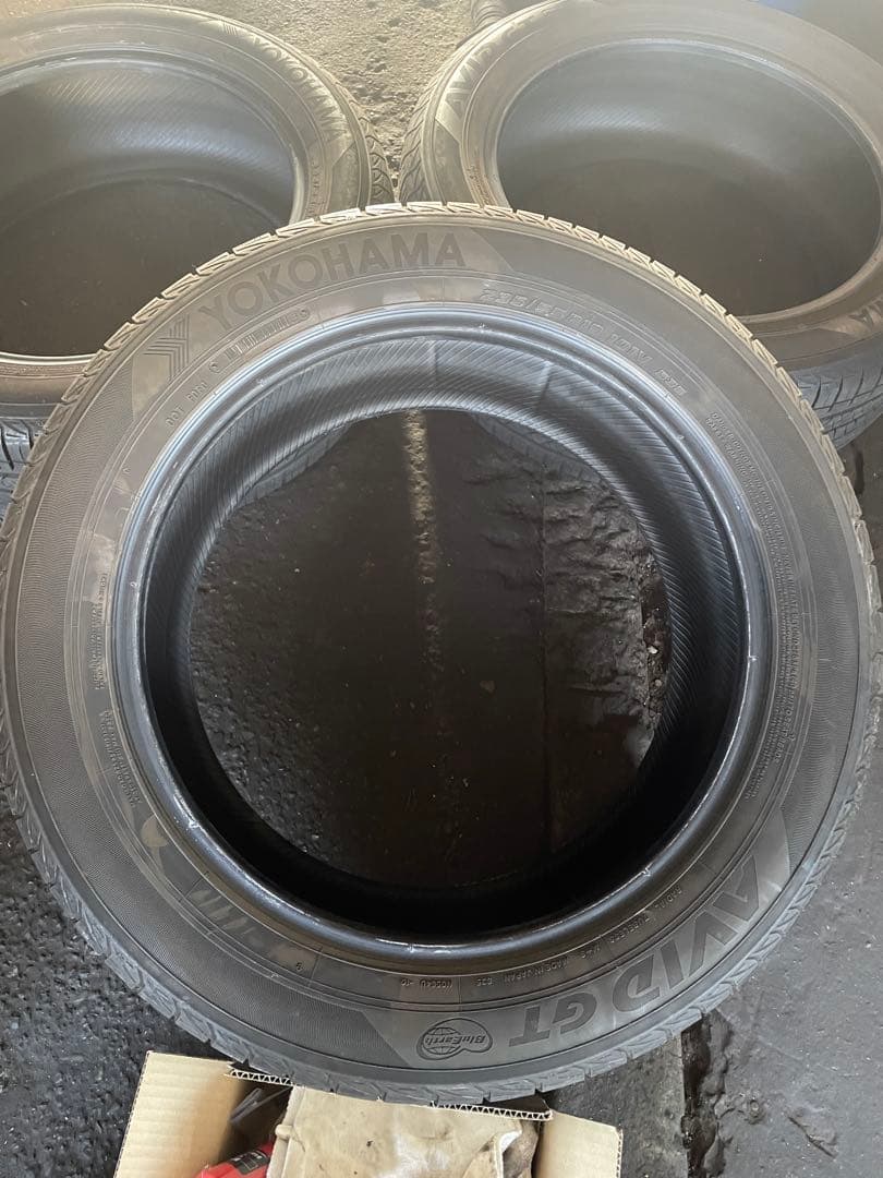 専用　YOKOHAMA 235/65R19 タイヤ 2021年製