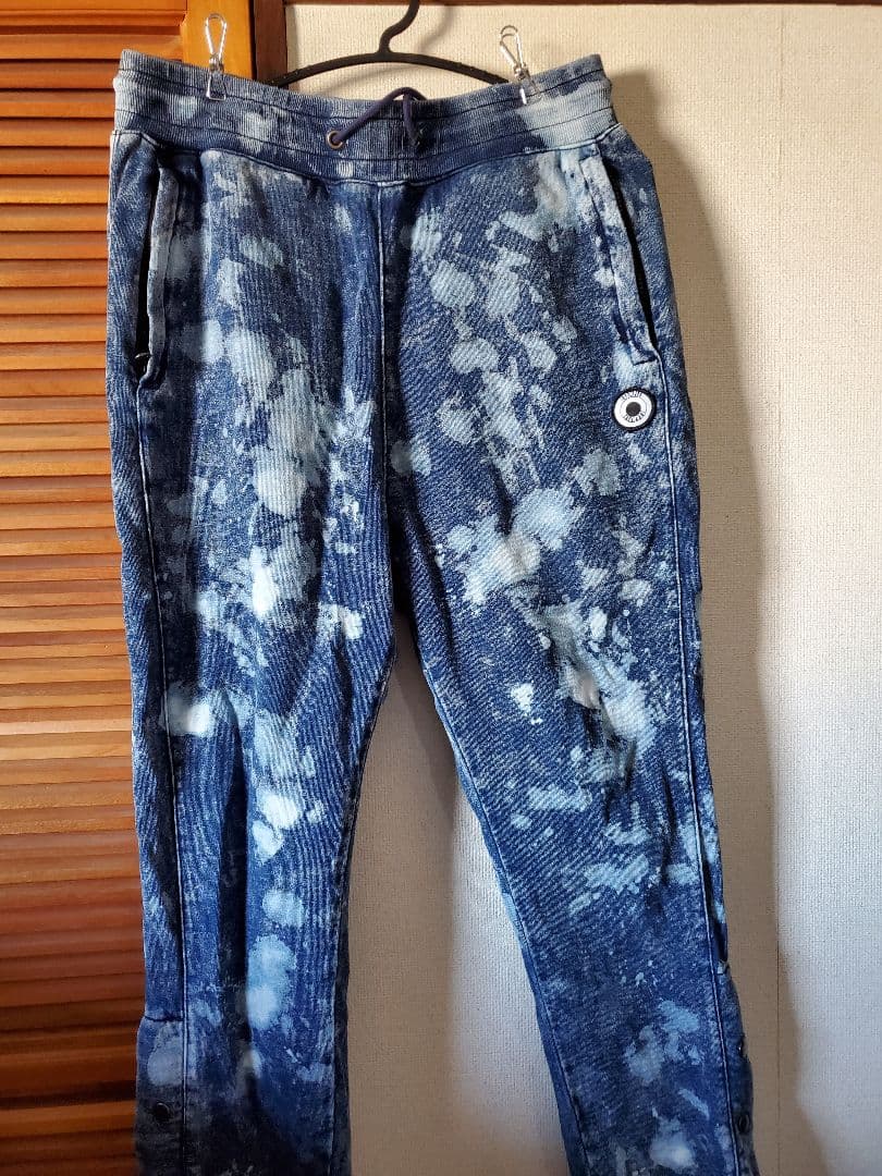 example　サイドスナップスウェットパンツ