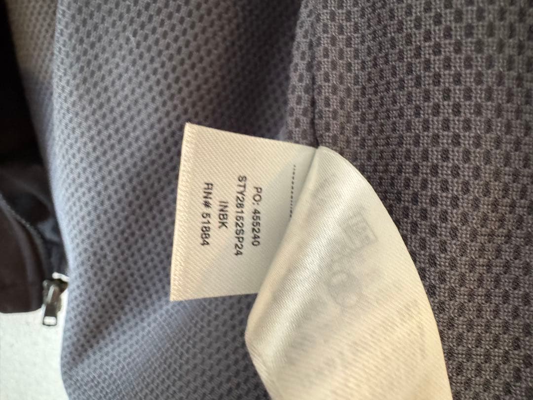 美品 Patagonia バギーズジャケット SP24 インクブラック M 黒