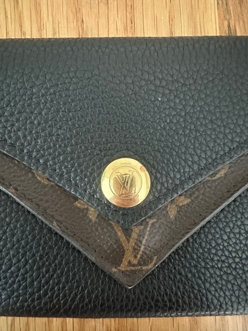 LOUIS VUITTON ポルトフォイユ・ドゥブルV 三つ折り財布