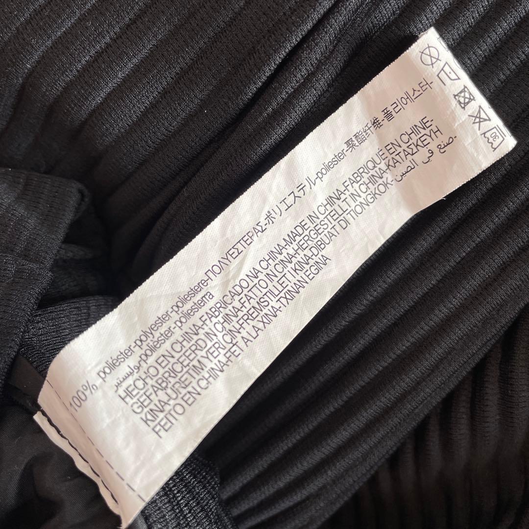 セットアップ【ZARA】プリーツジャケット　テーパードパンツ　黒　L