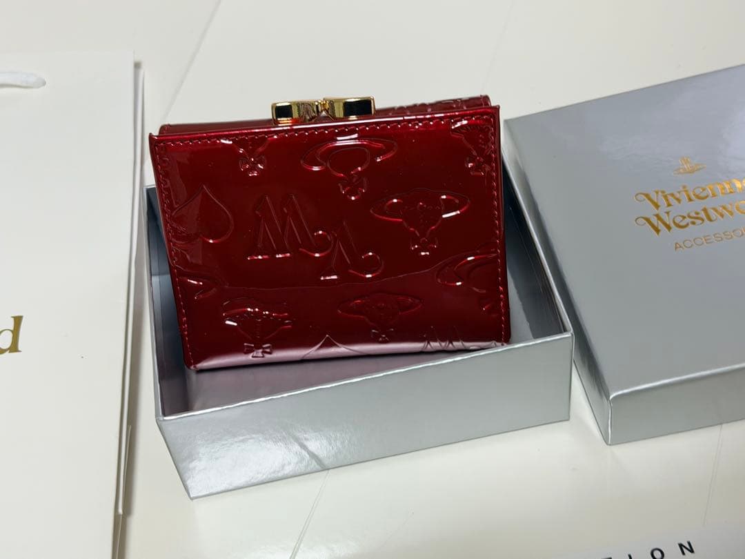 Vivienne Westwood 赤 三つ折り財布