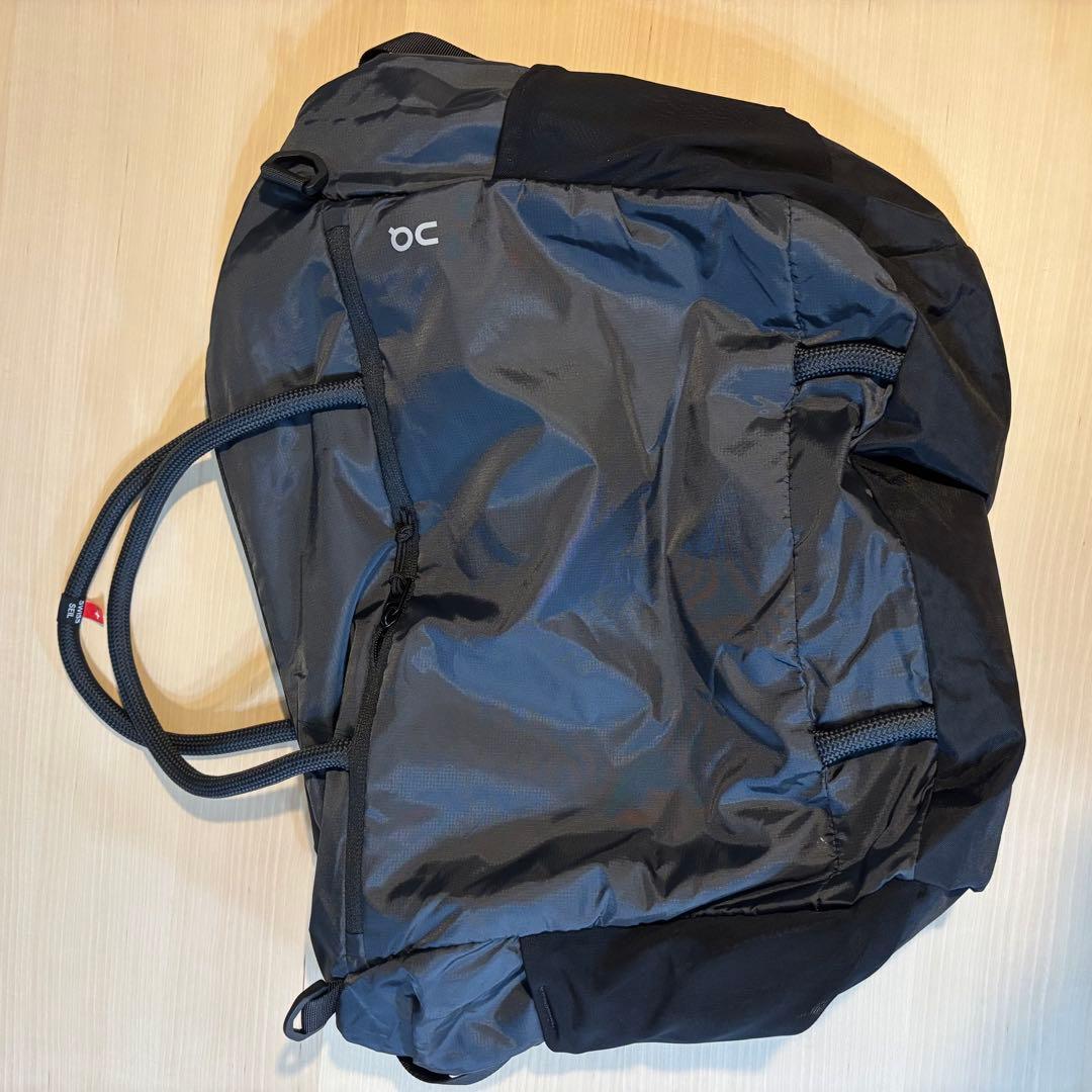 ON オン　Track Pack 35L Lite ブラック
