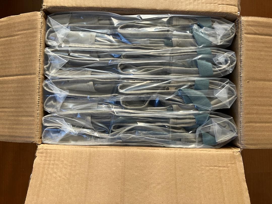 ★未使用！圧縮ボックス 収納ボックス スピードキューブDX 4個セット 防ダニ