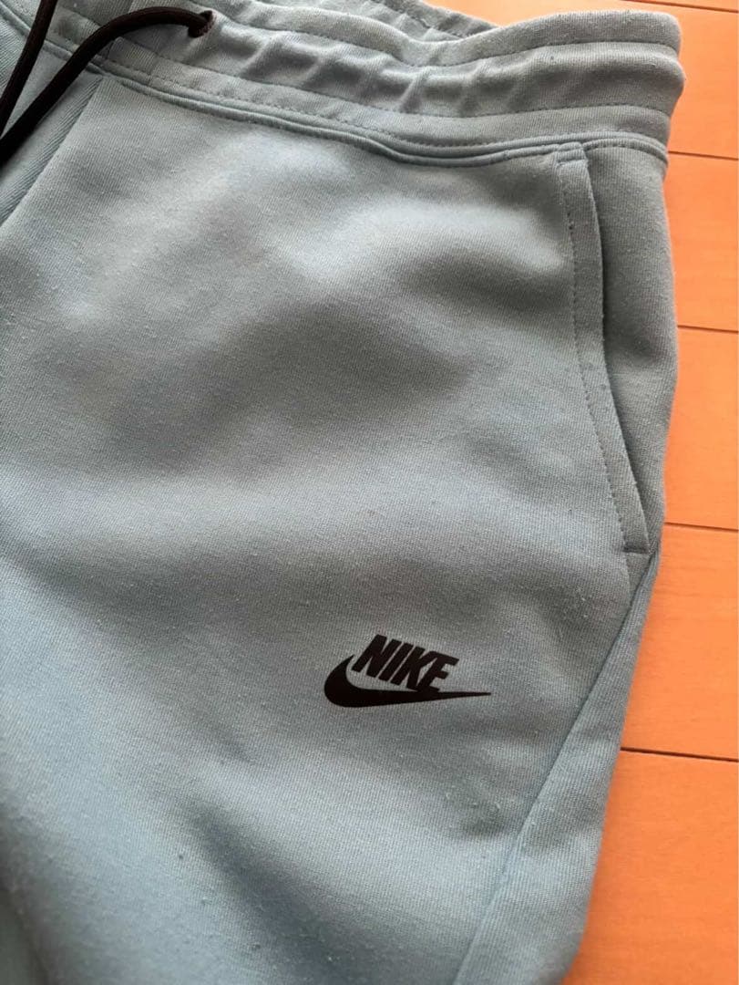 NIKEテックフリース　水色　海外色