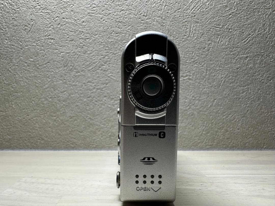 充電器付【希少】SONY Cyber-shot DSC-F77 コンデジ シルバ