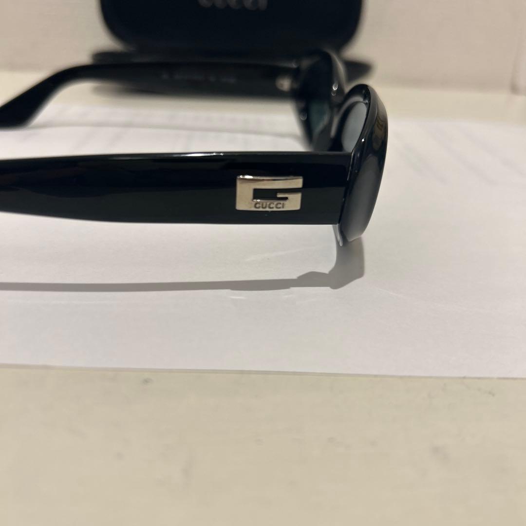 GUCCIオーバル型サングラス　GG2419/N/S
