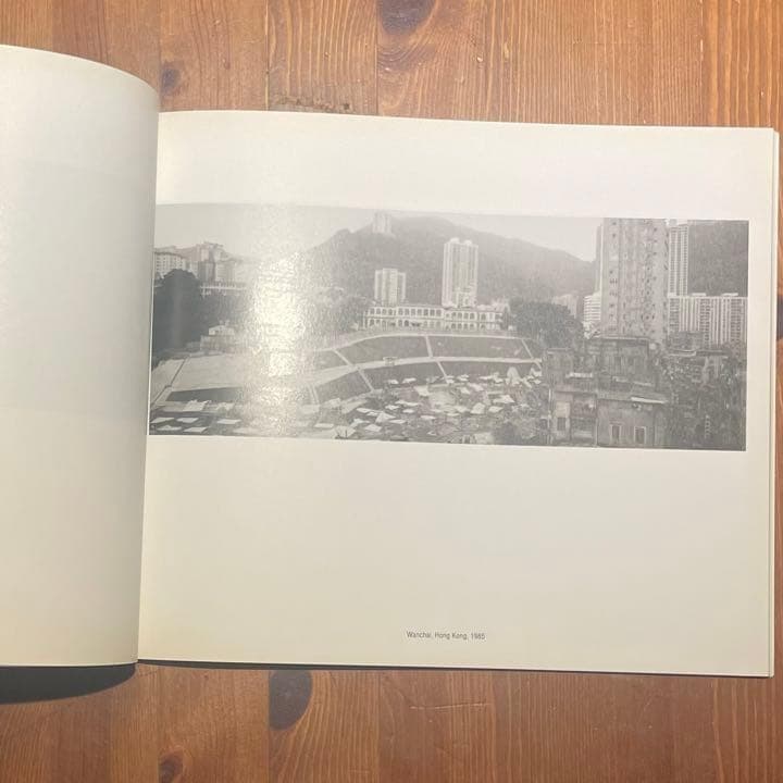 アート・デザイン・音楽 PANORAMAS OF THE FAR EAST LOIS CONNER