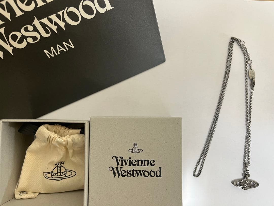 Vivienne Westwood ネックレス 箱付き 袋付き 正規品