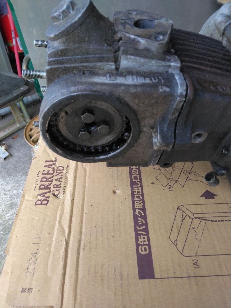 ホンダモンキー　ダックス　カブ　エンジン