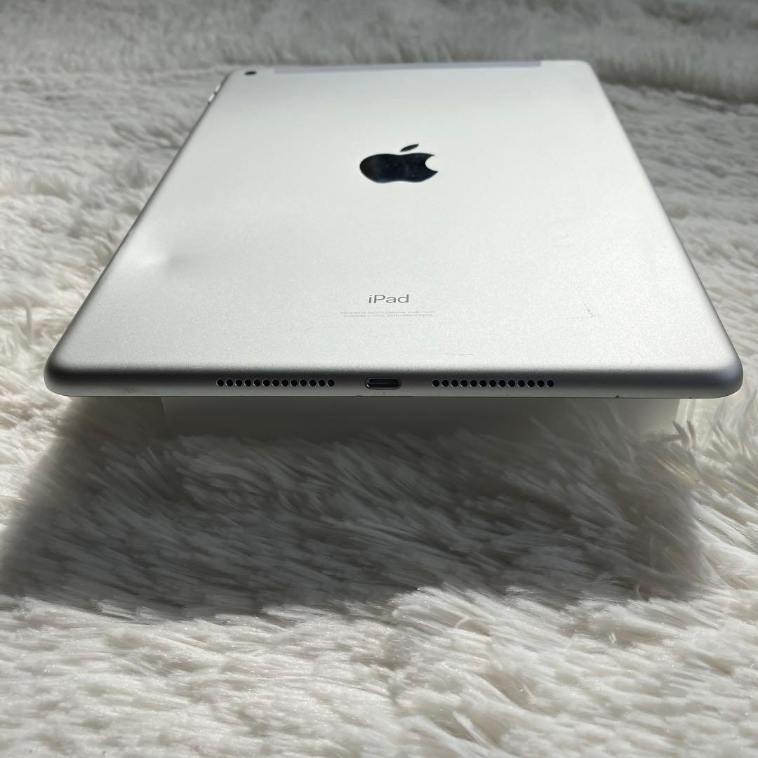 【早い者勝ち】iPad 第8世代 128GB 【すぐ発送】