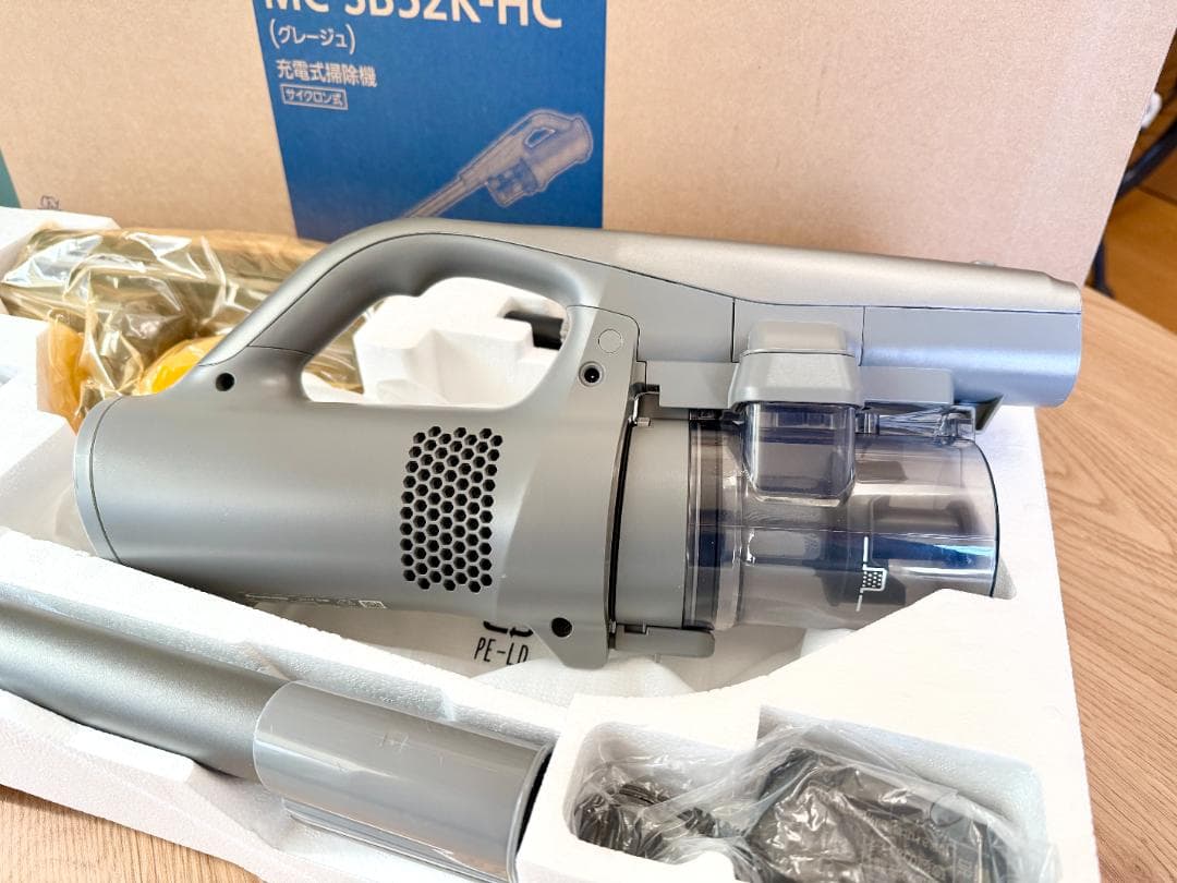 Panasonic コードレス掃除機 MC-SB52K-HC 本体