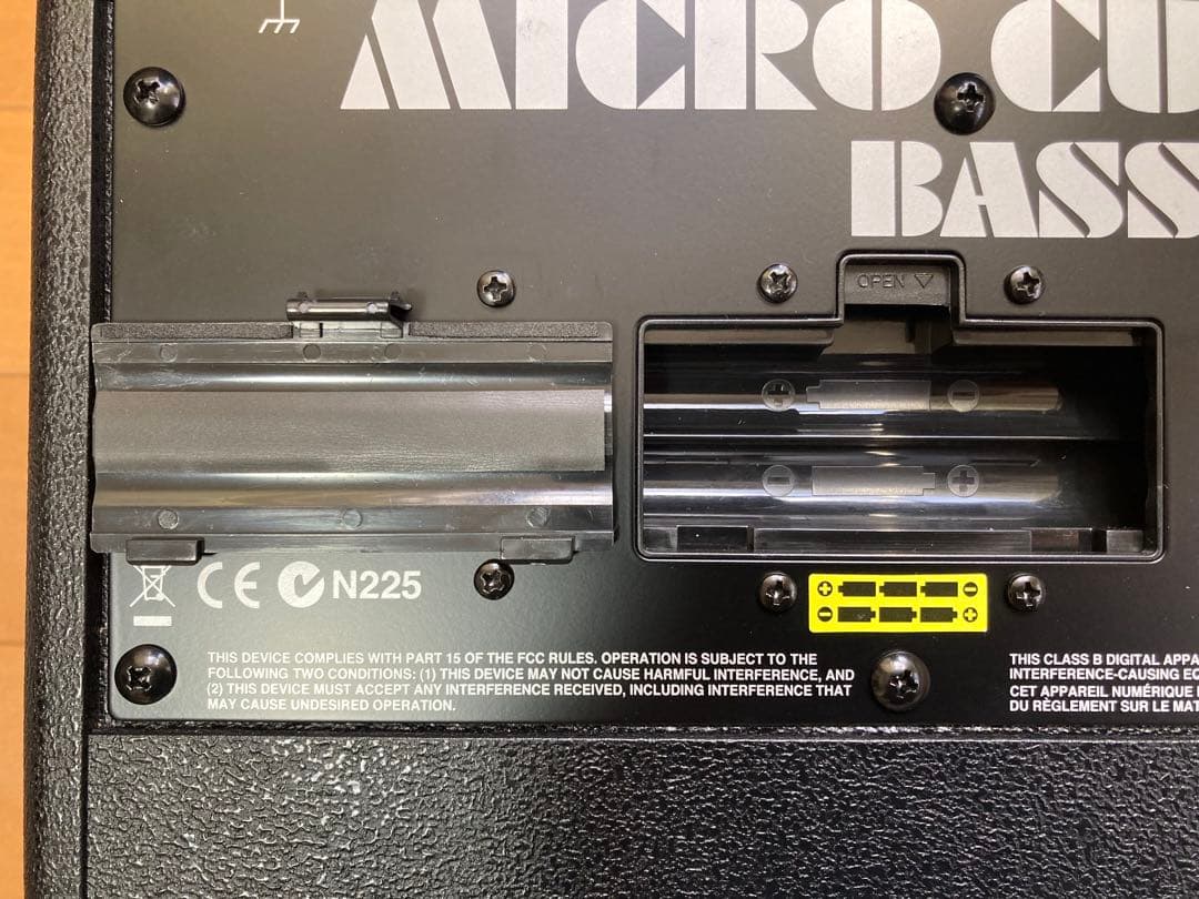 Roland MICRO CUBE BASS RX 社外ACアダプタ付 送料込み