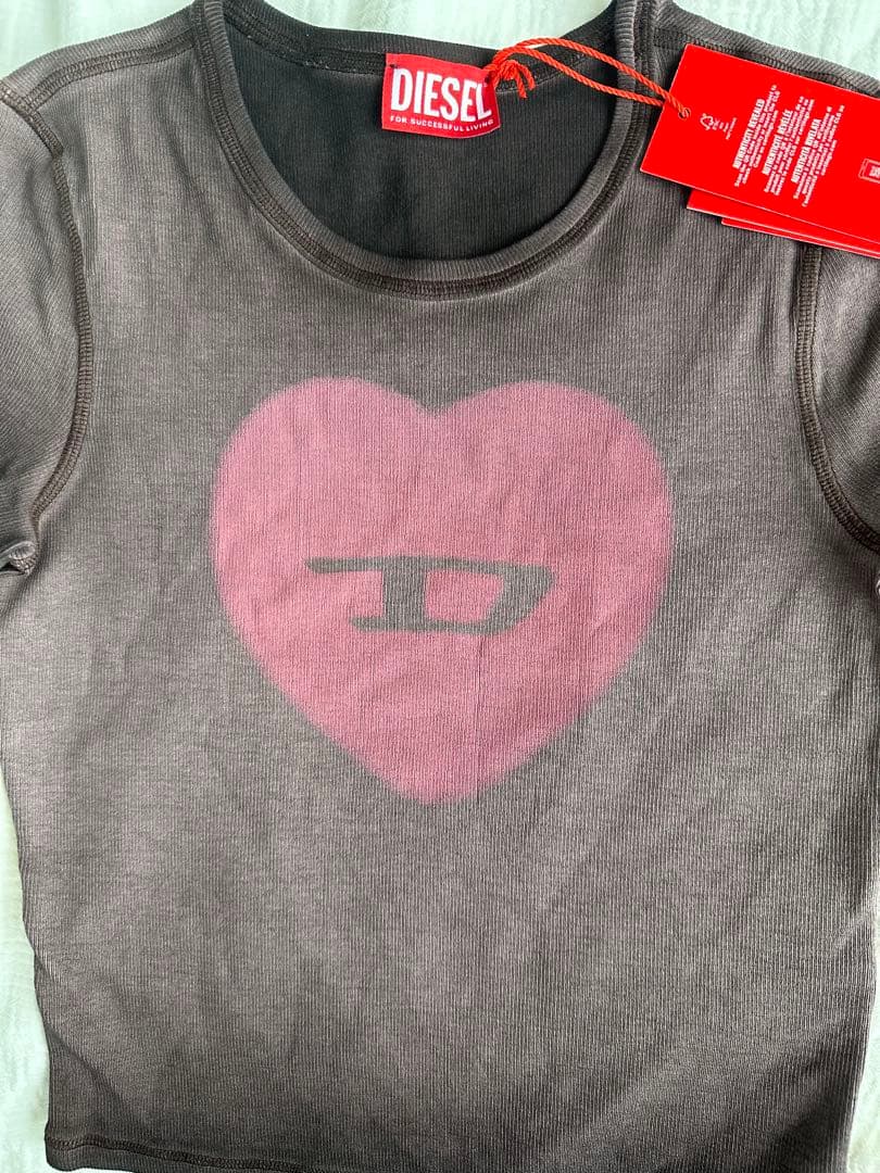 DIESEL ハートプリント Tシャツ 新品