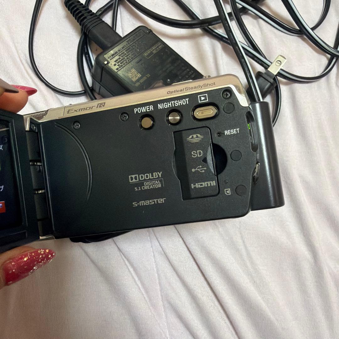 Sony HDR-CX560 ビデオカメラ 充電器コード