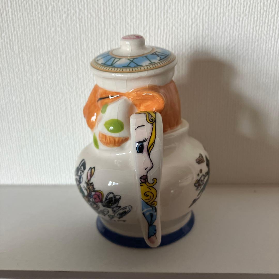 イギリス　陶器　不思議の国のアリス　ヤマネ　Cardew　Beswick