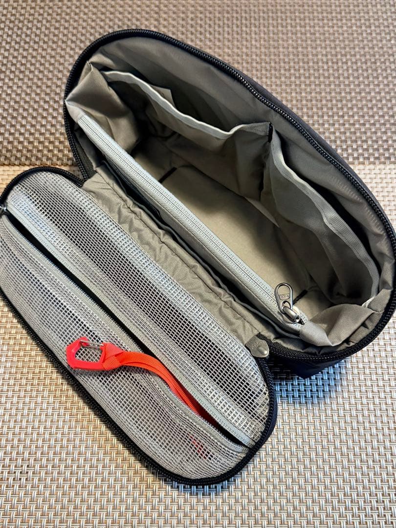 旅行かばん・小分けバッグ EVERGOODS CIVIC ACCESS POUCH 2L