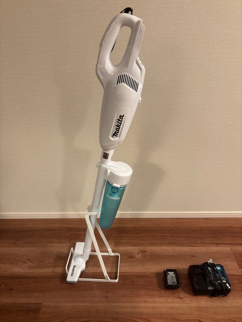 マキタ makita コードレス掃除機 CL108FDSHW 10.8V