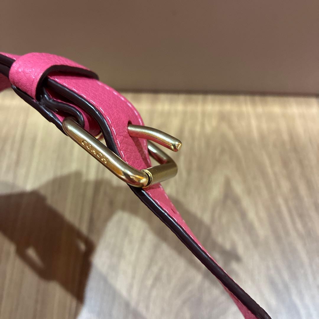 ほぼ未使用 COACH コーチ ボディーバッグ ウエストポーチ シボ革 ピンク