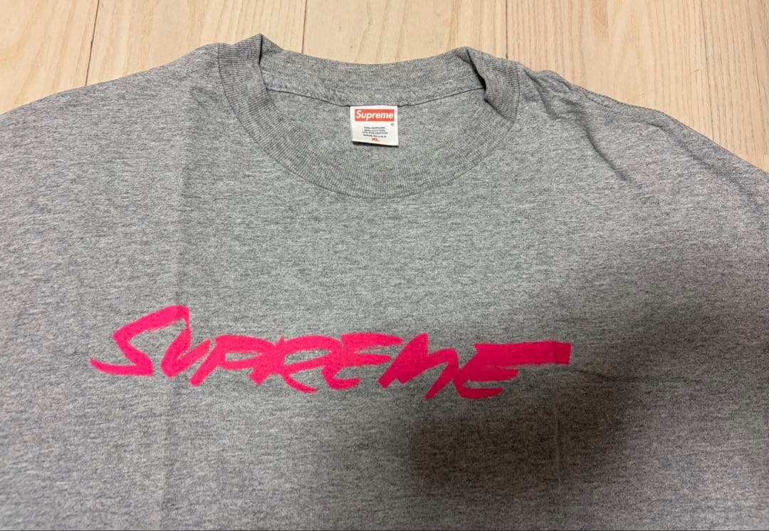 Supreme ピンクロゴ グレーTシャツ　XL