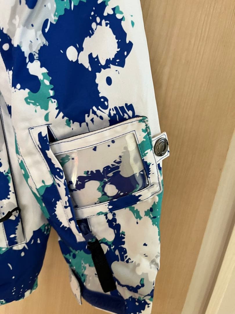 美品　JOYRIDEユニセックス　150スキーウエア　ボードウエア　即購入ok