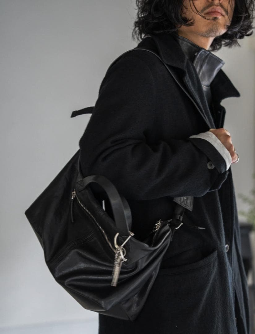 バッグ PRY Leather Front Zip Travel Bag