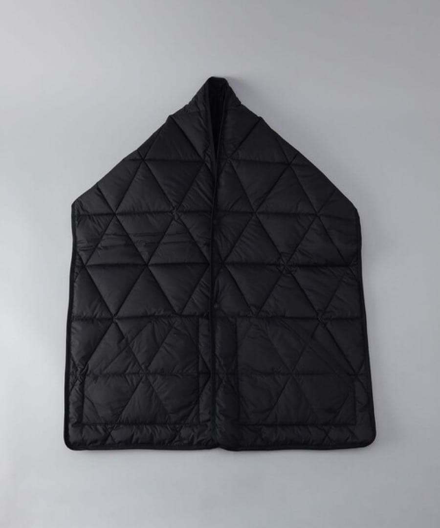 ぴーすけ！The North Face マウンテンダウン ケープ
