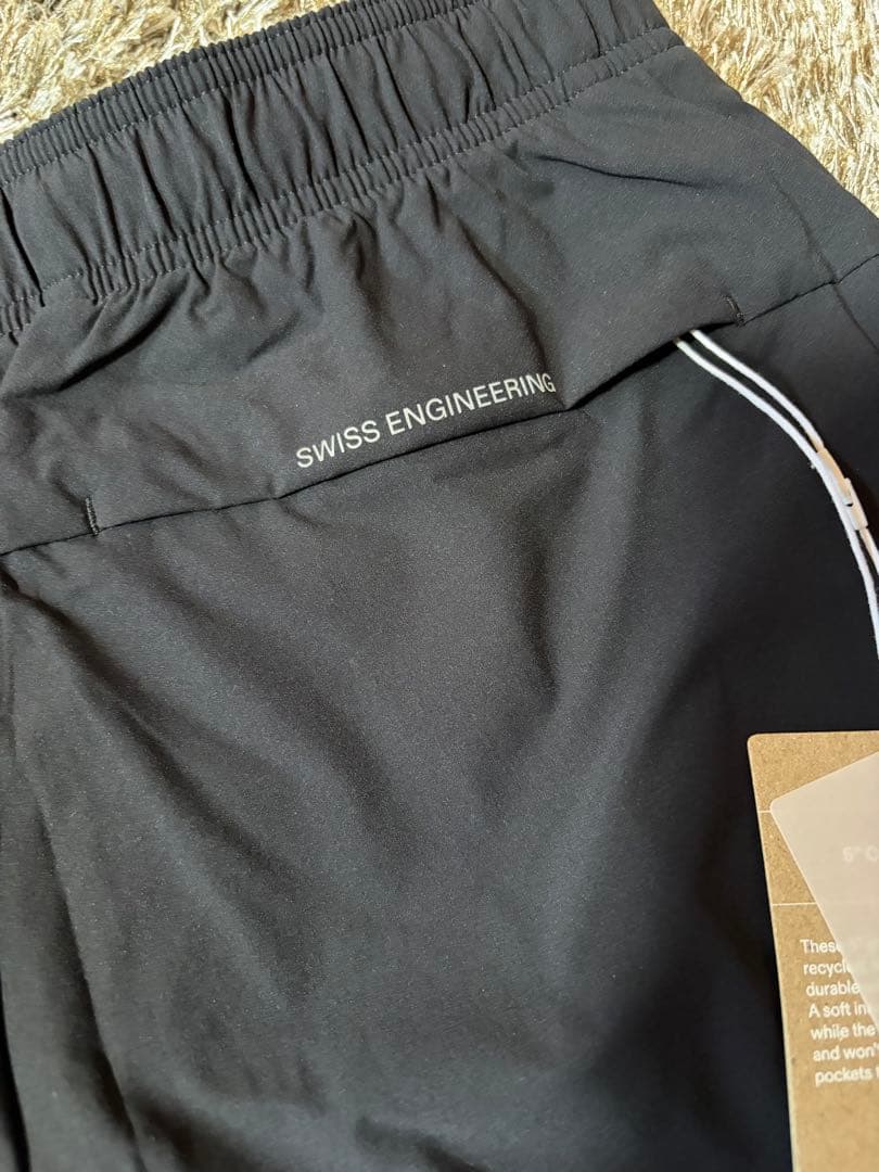 ON 5\" Core Shorts XS ブラック
