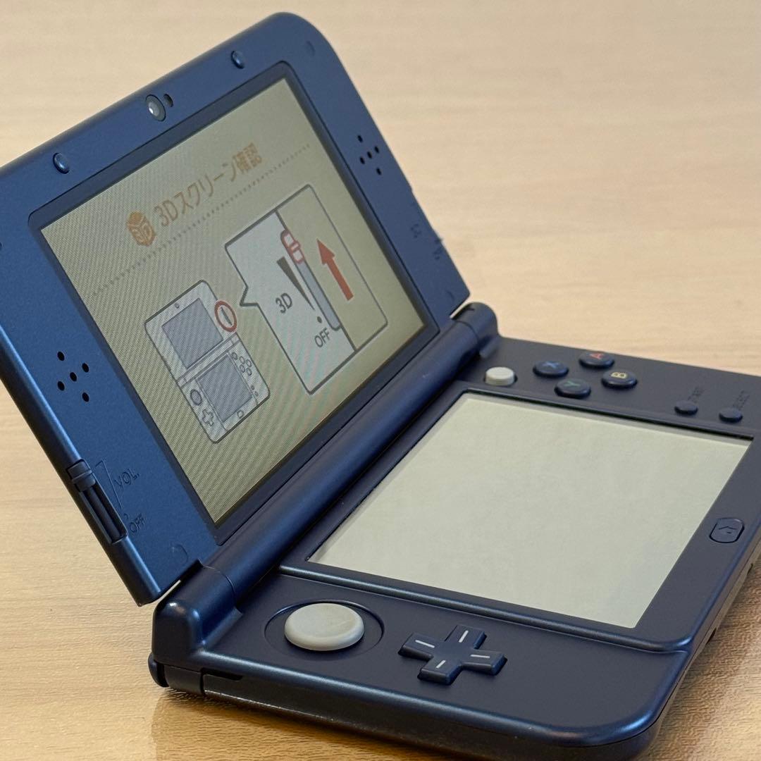 7-060 Newニンテンドー3DS LL メタリックブルー 上IPS