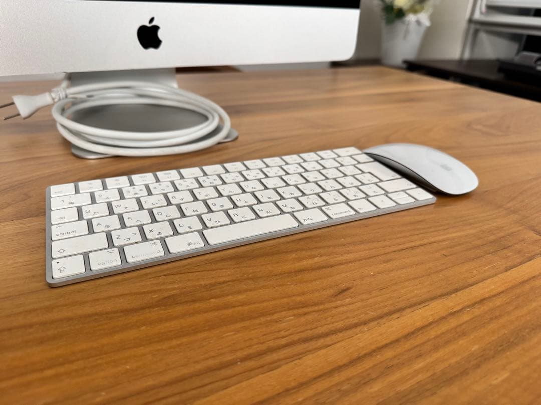 Apple iMac 21.5 Late 2015 キーボード + マウス
