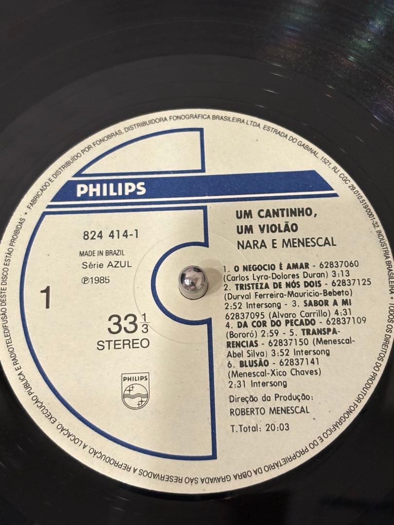 Nara e Menescal um cantinho um violão