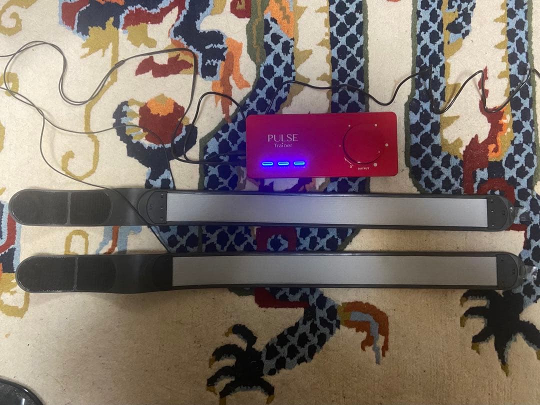 PULSE Trainer パルストレーナー EMS。